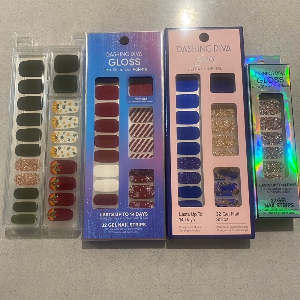 Dashing Diva Holiday Gloss Gel Nail Strips Bundle